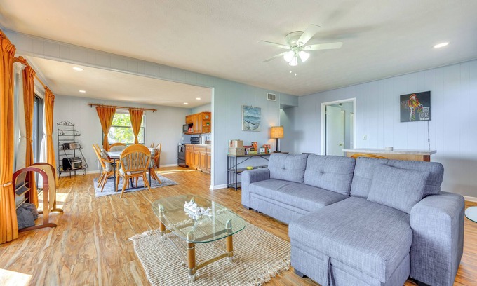 Arlington Casa | Waterfront Gem w/ Dock & Kayaks in Jacksonville
