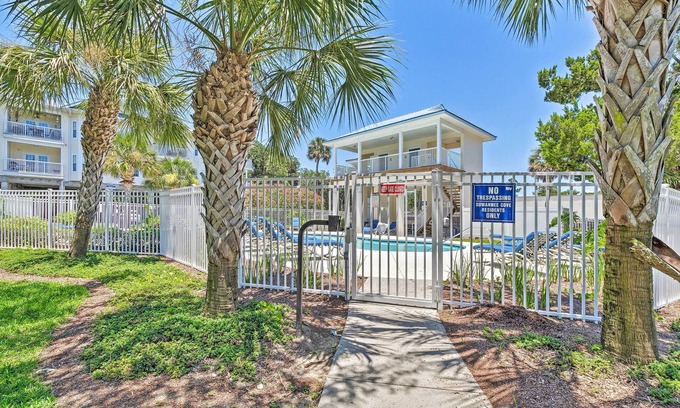 Suwannee Apartamento | Fisherman's Paradise w/ Pool on Suwannee River