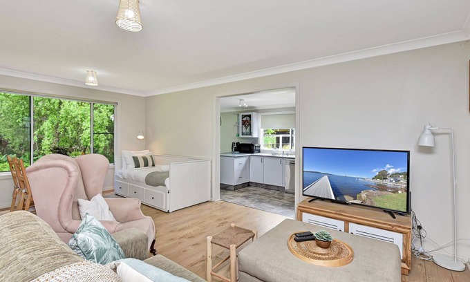 Taylors Beach Cabaña | Fishermans Cottage at Taylors Beach