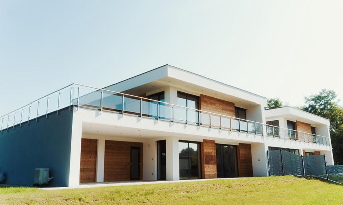 Ajka Apartamento | Fitromax Apartmanház