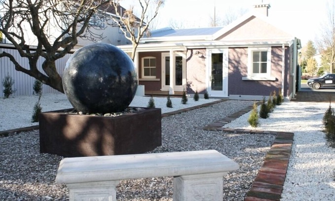 Christchurch City Centre Cabaña | Fitzgerald Cottage CBD