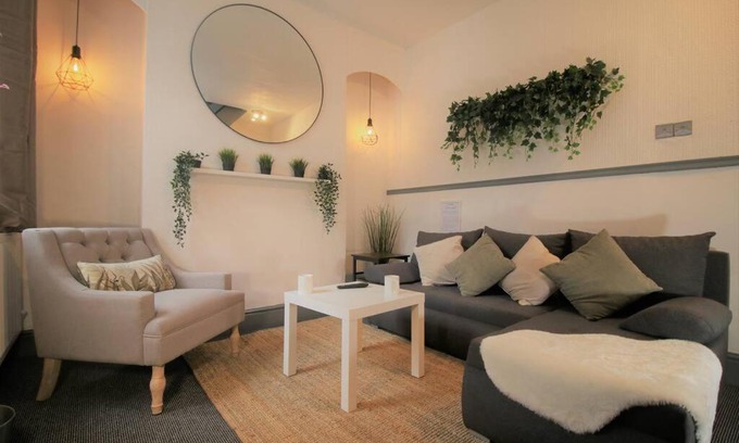 Cathays Casa | Fitzroy Terrace by Property Promise