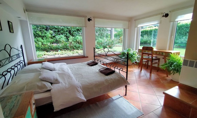 Srodmiescie Apartamento | Five-person Apartment With a Garden Near Szczytnicki Park