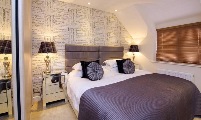 Scarborough Casa | Five Star Stays