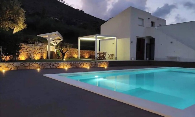 Scopello Villa | Five stars 3 bedroom villa with pool Lo Zingaro