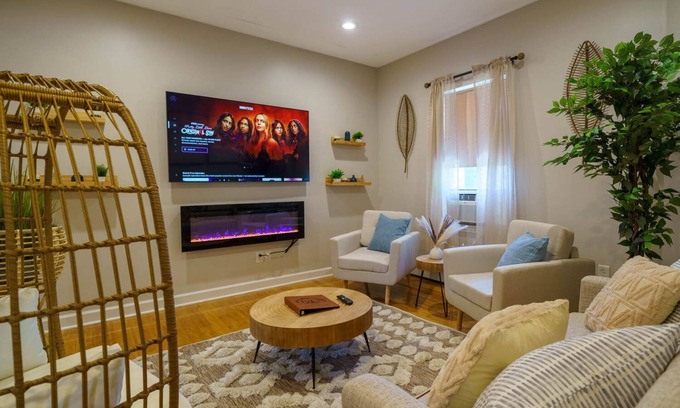 Mattapan Condominio | Five75 Lux BOS - Boho Chic