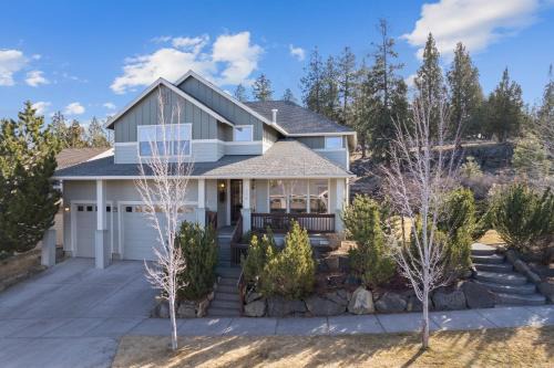 Bend Casa | Flagline Trail