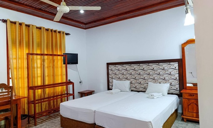 Weerawila Complejo | Flamingo Lake Resort
