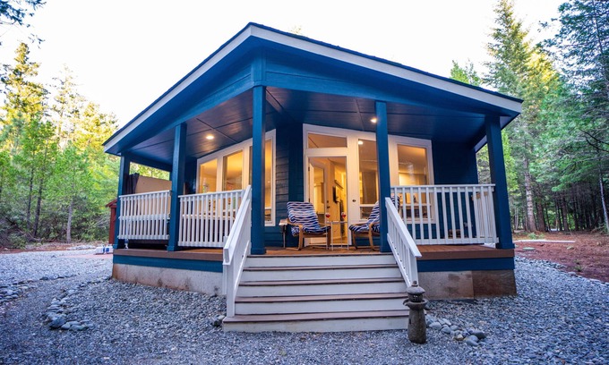 Gasquet Casa | Flash deal now!! Hot tub in the crisp air!!