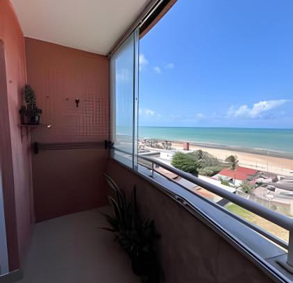 Praia do Meio Apartamento | Flat à beira-mar com vista para a praia do meio
