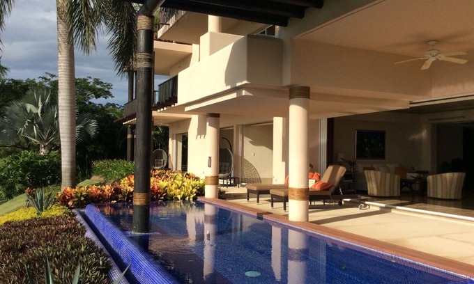 Punta de Mita Condominio | El Encanto 501 Condo de lujo, Membresía Premier Golf, Piscina y carrito de golf.