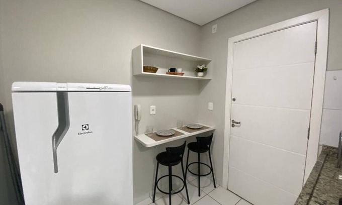 Ribeirao Preto Apartamento | Flat in front of Hosp. S. Francisco and Unaerp 415A