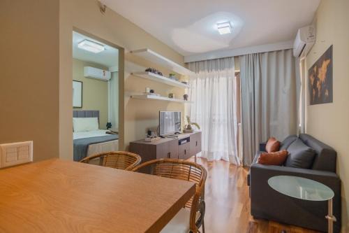 Itaim Bibi Apartamento | Flat particular com cozinha completa! Serviços de Hotel.