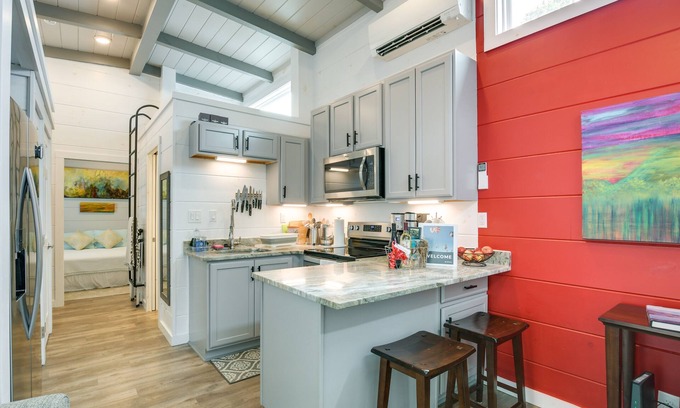 Upward Casa | Chic Flat Rock Tiny Home: Pool Access!