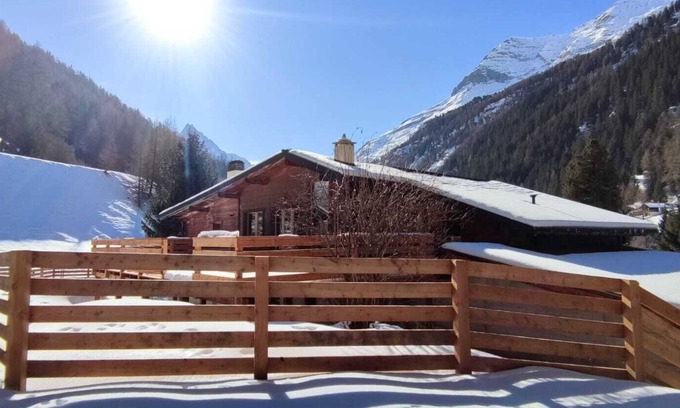 Anniviers Chalet De Esquí | Flat with 9 beds in the ski resort of Zinal Grimentz in Valais (Switzerland)
