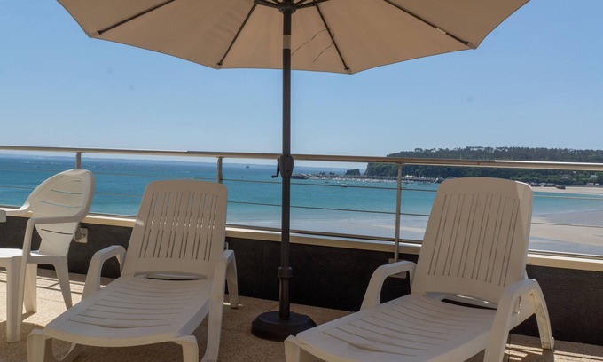 Crozon Apartamento | Piso con vistas al mar, gran terraza, piscina climatizada