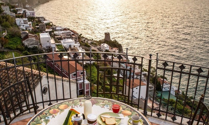 Praiano Casa | HERMOSO APARTAMENTO, LA MEJOR VISTA EN LA COSTA AMALFITANA - Sosòre Holiday Homes
