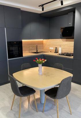Solomjanskyj Apartamento | FlatService Просторі апартаменти в сучасному ЖК Parkland