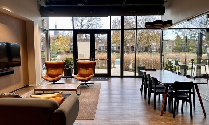 Near West Side Apartamento | Flexhome Medical District 1BR - Pool + Gym (CHI30)