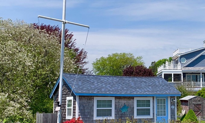 Snug Harbor Cabaña | The Snug Cottage -Snug Harbor - East Matunuck, RI