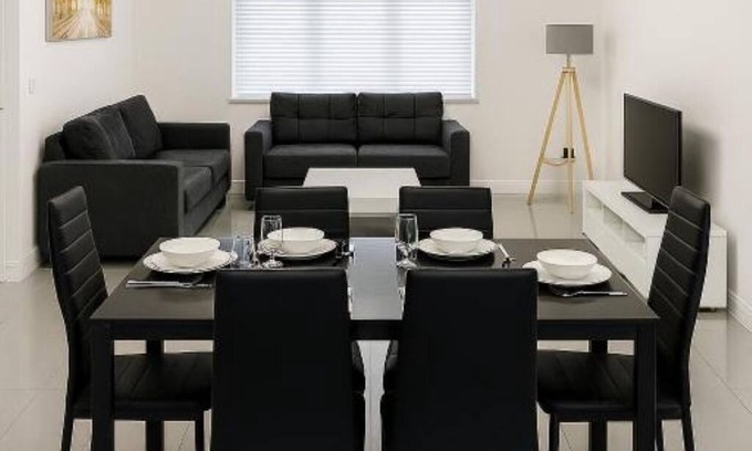 Leavesden Casa | Flexistay hub at Watford (Double Room with Private Bathroom)