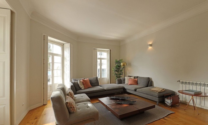 Foz do Douro Chalet De Esquí | FLH Seaside Luxury House in Porto