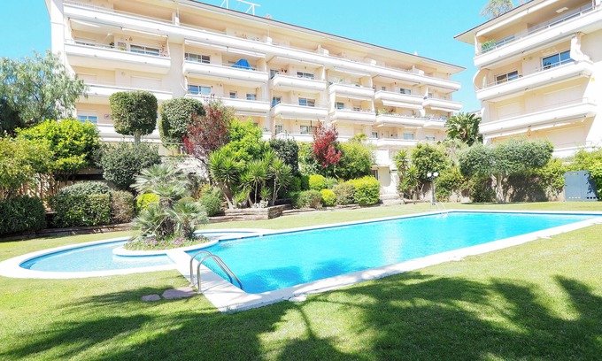 Vallpineda Apartamento | Flip Flop Beach House by Hello Homes Sitges