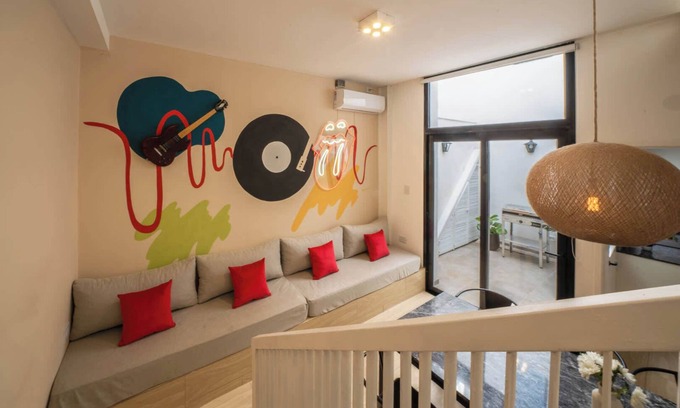 Villa Crespo Condominio | Fliphaus + Serrano - 4 Dorm Piscina & BBQ Plaza Serrano