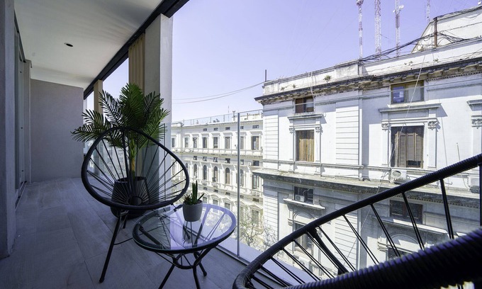 Congreso Apartamento | Fliphaus + Virrey 300 - Lux Aparts 'F' Congreso