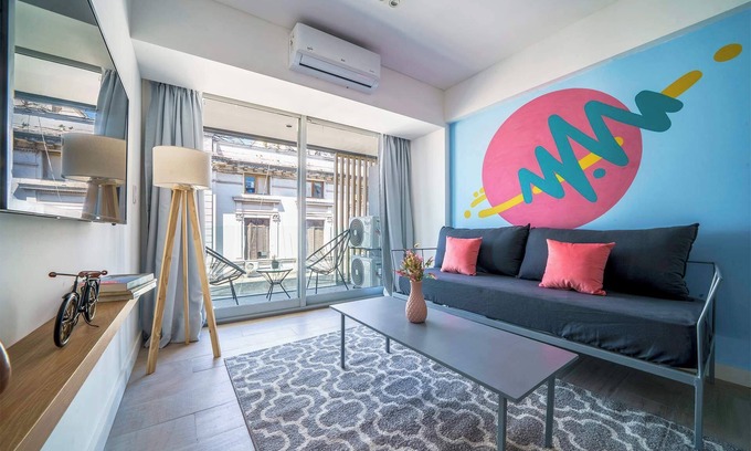 Congreso Apartamento | Fliphaus + Virrey 7 B - Lux 1 Bd in Congreso