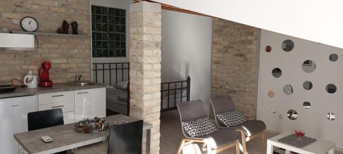 Grbavica Apartamento | Flora Novi Sad