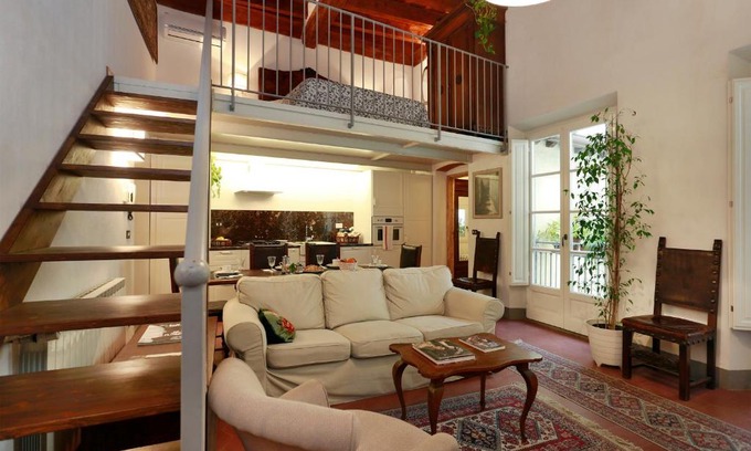 Oltrarno Apartamento | Florence Pitti Loft