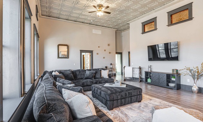 Florence Apartamento | Florence Vacation Rental w/ Rooftop Deck!