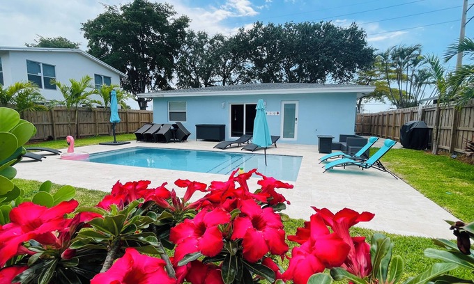 Poinciana Park Casa | Florida Charm Retreat. Near FLL Air Port and Port Everglades