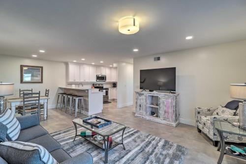 Fernandina Beach Apartamento | Florida Condo with Pool and Tennis Walk to Beach!