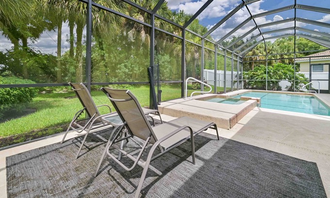 Daniels Preserve Casa | Escapada a la piscina en casa de Florida en Timber Ridge of Gateway!