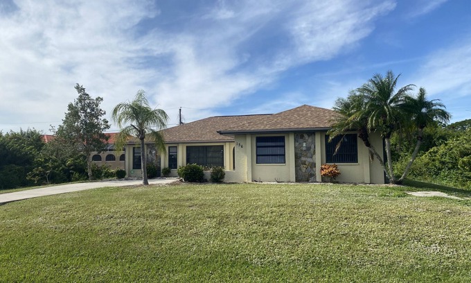 Port Charlotte Casa | Florida Vacation Home & Private Room Rental with Solar Panel Heated Pool