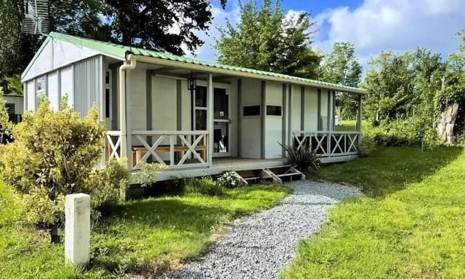 Verruyes Chalet De Esquí | Flower Camping Côté Lac *** - Chalet Comfort 3 bedrooms 35m2 with semi-covered terrace 17m2 + TV 6 persons