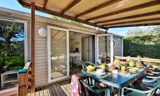 Anneyron Casa | Flower Camping La Chataigneraie **** - Mobil home Comfort 29 m2 (2 bedrooms) + covered terrace + TV 6 persons