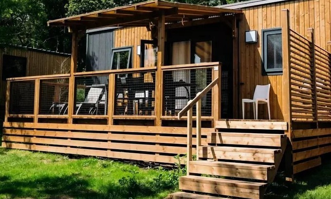 Saint-Paulien Casa | Flower Camping La Rochelambert **** - Mobile home Premium 37m2 3 bedrooms + Terrace + TV + LV + BBQ + 2SDB + District Pieton 6 persons