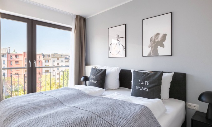 Mitte Apartamento | FLOWER´s by Limehome