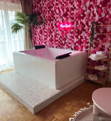 Toulouse South-East Apartamento | Flower spa - Jacuzzi intérieur - T2