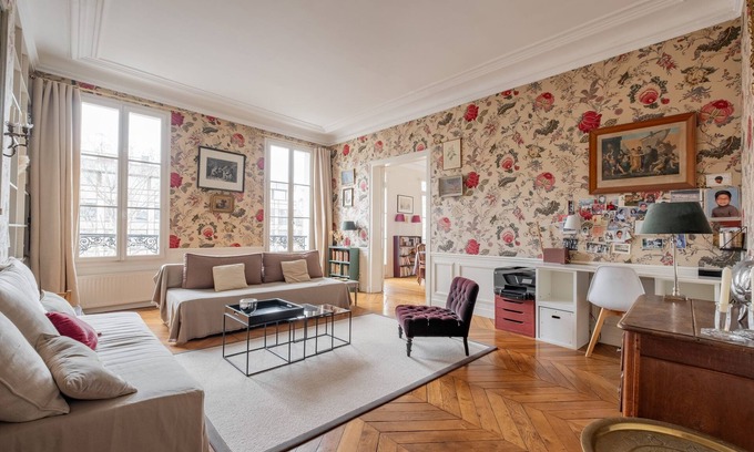 Enfants-Rouges Apartamento | Encantador apartamento de 2 dormitorios y 2 baños por Le Marais (Veeve)