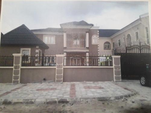 Ovwian Casa | FOA Residence