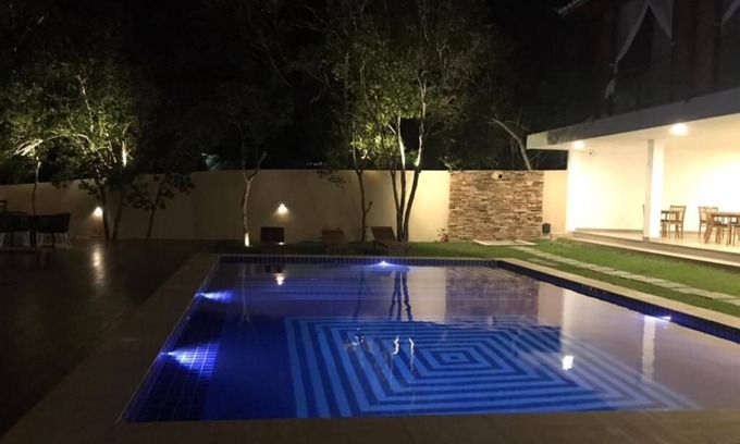 Brava Casa | Foca Guest House