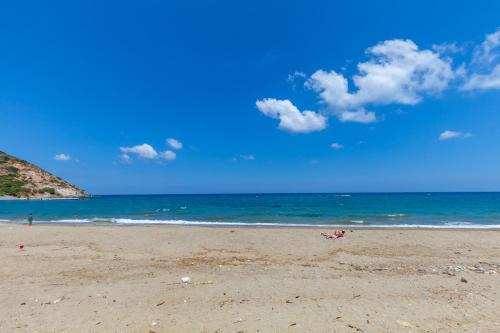 Fodele Apartamento | Fodele Beachfront Apts, Βy IdealStay Experience