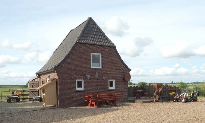 Hattstedtermarsch Casa | Foderhus - holiday farm and riding therapy Deichwind - North Friesland