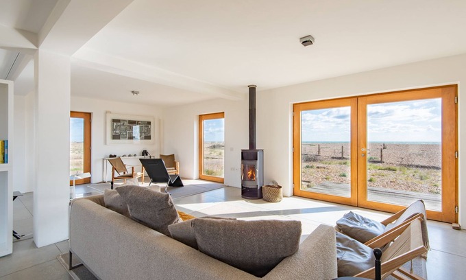 Dungeness Casa | Fog Signal Building, Dungeness by Bloom Stays - sleeps 2