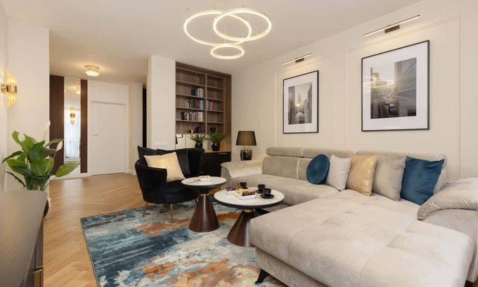 Srodmiescie Apartamento | Foksal 12/14 | Residence LUX Blue Moon | Warsaw