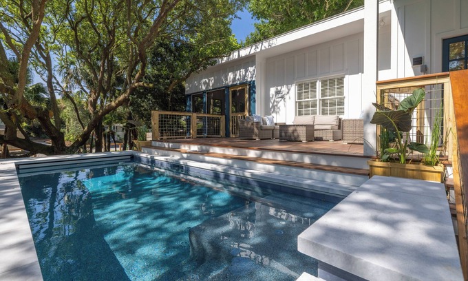 Folly Beach Casa | Follynesia - hidden gem on Folly Beach